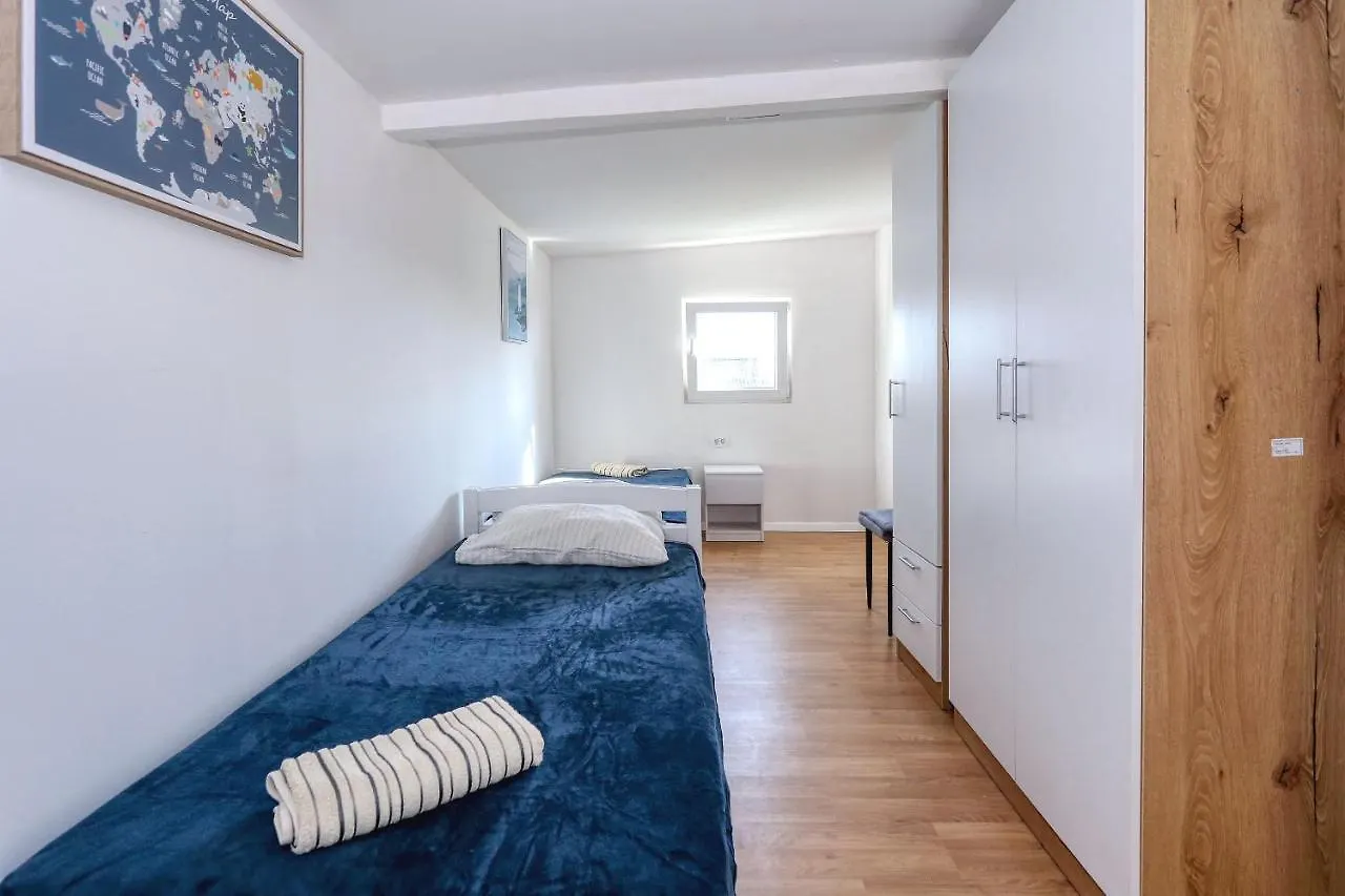 Holiday Home Lavanda With Jacuzzi Privlaka  0*, Privlaka (Zadar)